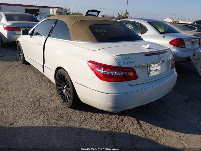 Продажа на аукционе авто 2012 Mercedes-benz E 350, vin: WDDKK5KFXCF164154, номер лота: 44587802