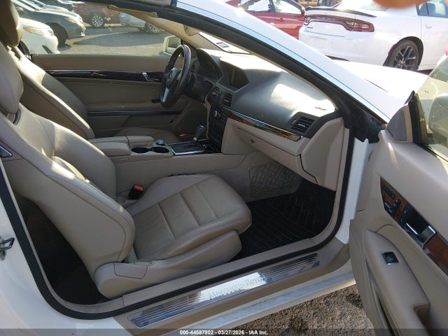 Продажа на аукционе авто 2012 Mercedes-benz E 350, vin: WDDKK5KFXCF164154, номер лота: 44587802