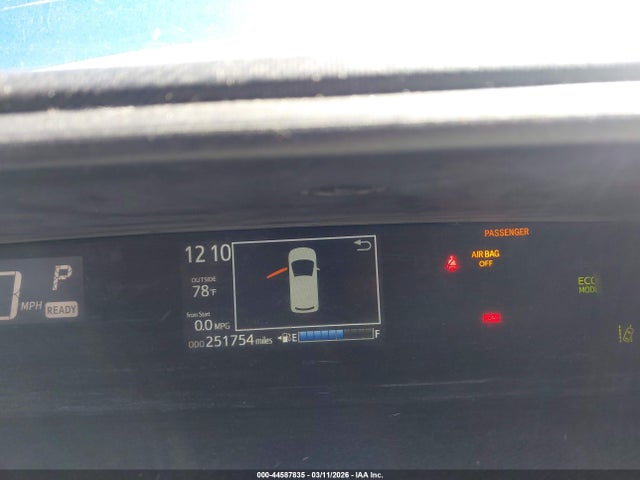JTDKDTB37J1606591 Toyota Prius C One