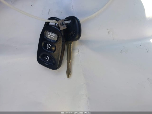 5NPD84LF1JH262227 Hyundai ELANTRA SEL