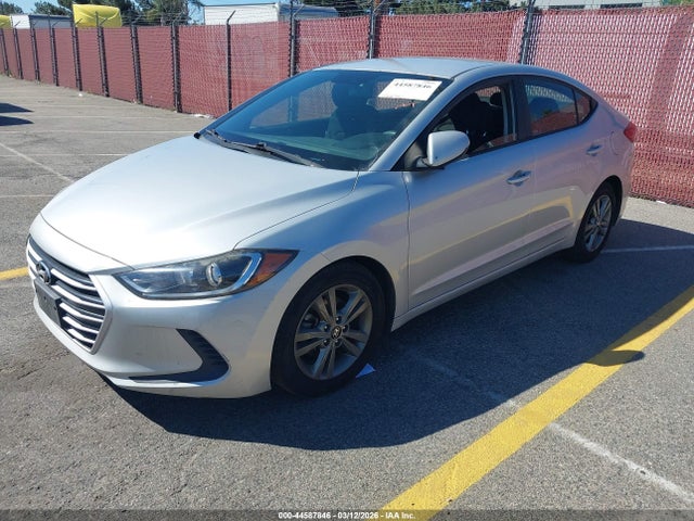 5NPD84LF1JH262227 Hyundai ELANTRA SEL