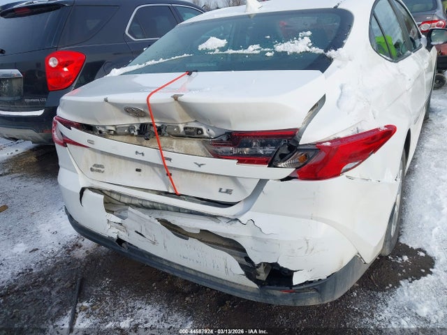 44587924 :رقم المزاد ، 4T1DBADK4SU535756 vin ، 2025 Toyota Camry Le مزاد بيع