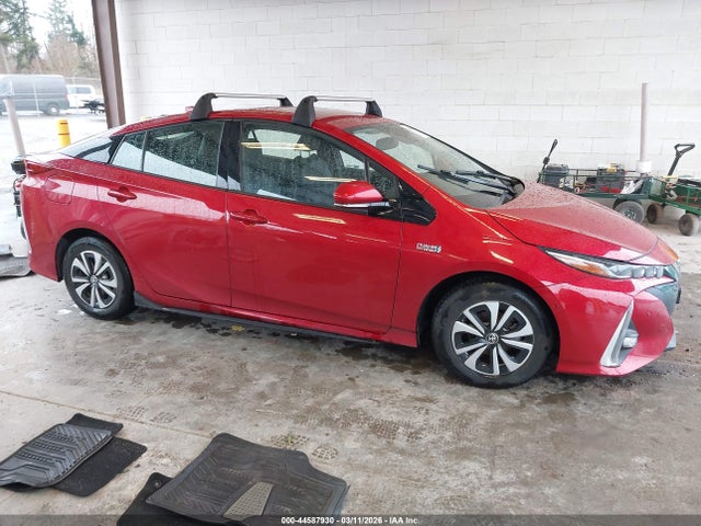 Toyota Prius Prime Advanced 2018 JTDKARFP0J3076977 Image 13