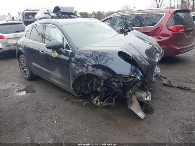 2017 PORSCHE MACAN WP1AB2A56HLB11343