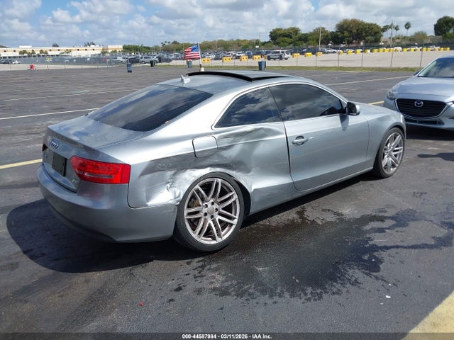 2010 AUDI A5 WAURFAFR9AA031418 Photo 3