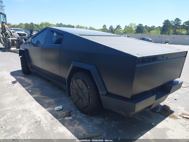 2024 Tesla Cybertruck All-wheel Drive მანქანა იყიდება აუქციონზე, vin: 7G2CEHEDXRA000654, აუქციონის ნომერი: 44588020