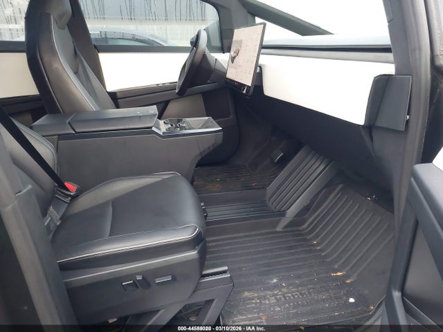 2024 Tesla Cybertruck All-wheel Drive მანქანა იყიდება აუქციონზე, vin: 7G2CEHEDXRA000654, აუქციონის ნომერი: 44588020