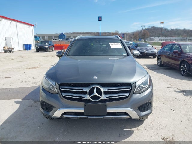 44588025 :رقم المزاد ، WDC0G4KB2HF153550 vin ، 2017 Mercedes-benz Glc 300 4matic مزاد بيع
