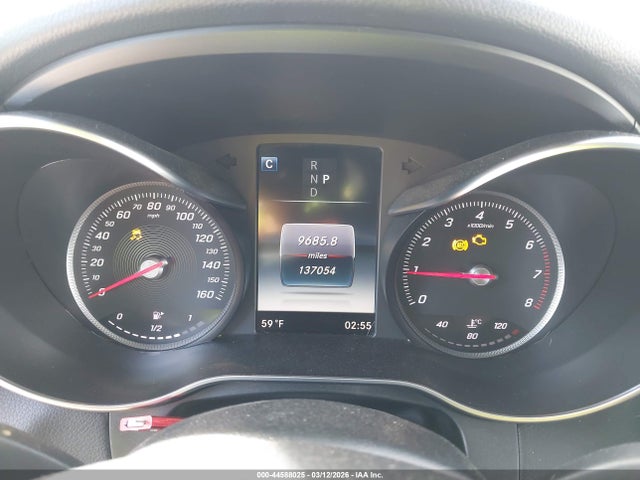 44588025 :رقم المزاد ، WDC0G4KB2HF153550 vin ، 2017 Mercedes-benz Glc 300 4matic مزاد بيع