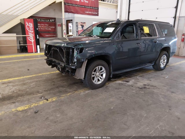 1GNSKHKC9KR375576 Chevrolet Suburban Lt