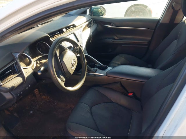 2020 Toyota Camry Le მანქანა იყიდება აუქციონზე, vin: 4T1C11AK0LU360877, აუქციონის ნომერი: 44588083