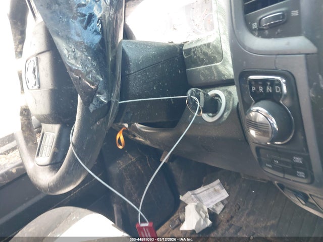 Продаж на аукціоні авто 2019 Ram 1500 Classic Tradesman  4x4 6'4 Box, vin: 1C6RR7FT5KS715913, номер лоту: 44588093