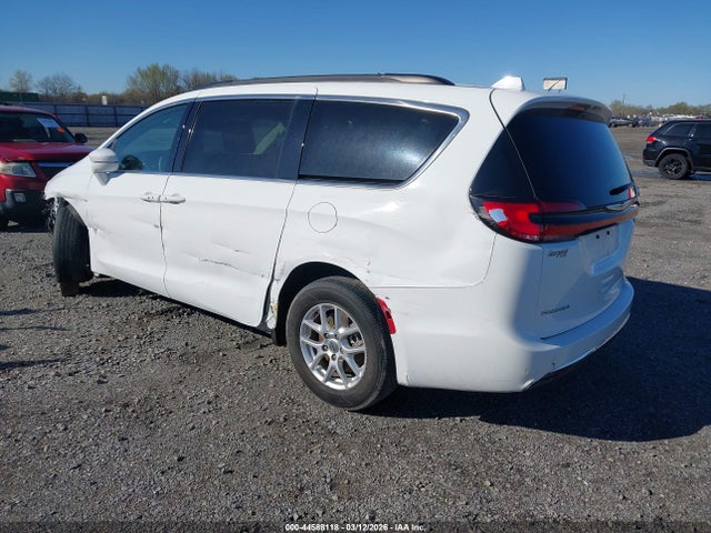 2022 CHRYSLER PACIFICA 2C4RC1BG7NR179696 Photo 2