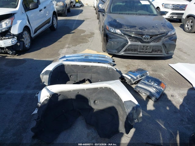 3GCPCSEC6HG370221 Chevrolet Silverado 1500 1lz