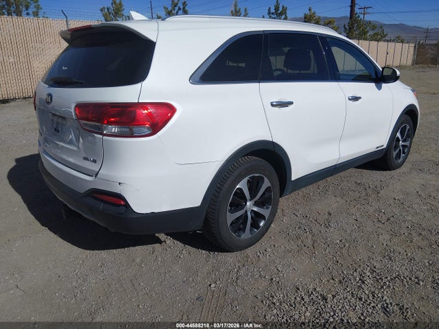 5XYPHDA50HG271476 KIA Sorento 3.3l Ex
