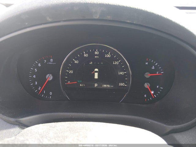 5XYPHDA50HG271476 KIA Sorento 3.3l Ex