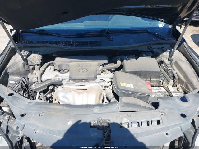 4T1BF1FK6HU411148 Toyota CAMRY SE