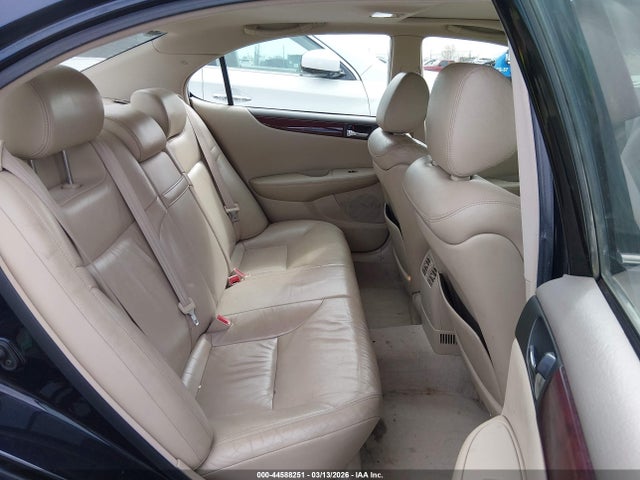 44588251 :رقم المزاد ، JTHBF30G425014204 vin ، 2002 Lexus Es 300 مزاد بيع