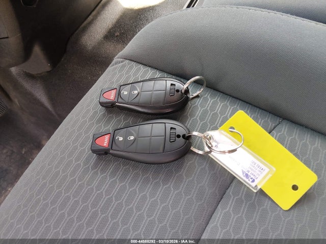 2016 RAM 1500 1C6RR7KG7GS348884 Photo 10