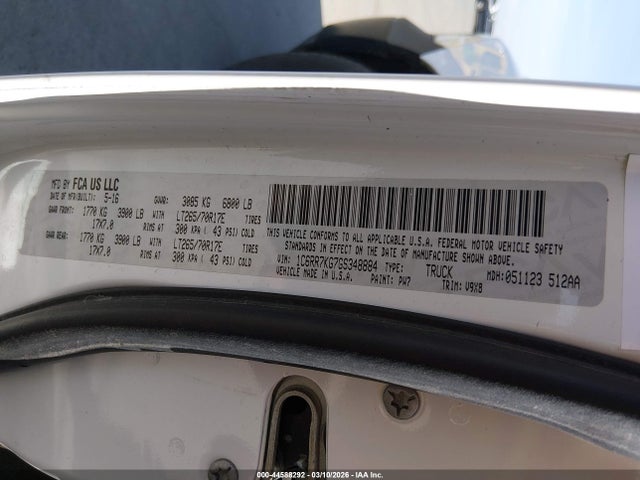 2016 RAM 1500 1C6RR7KG7GS348884 Photo 8