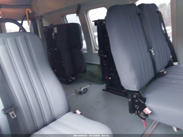 44588324 :رقم المزاد ، 1FDNS24L58DA64101 vin ، 2008 Ford E-250 Commercial/recreational مزاد بيع