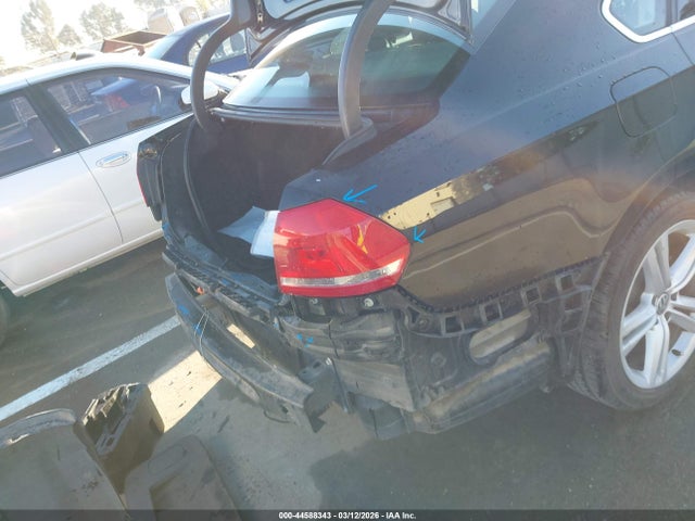 Продаж на аукціоні авто 2014 Volkswagen Passat 2.0l Tdi Sel Premium, vin: 1VWCN7A36EC016125, номер лоту: 44588343