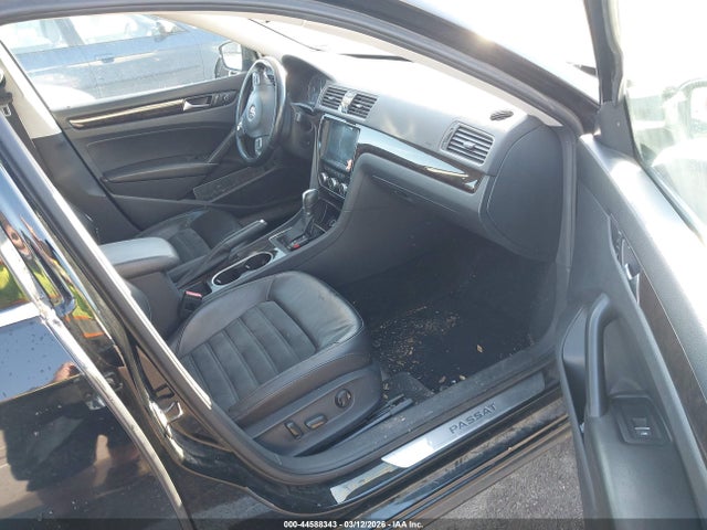 Продаж на аукціоні авто 2014 Volkswagen Passat 2.0l Tdi Sel Premium, vin: 1VWCN7A36EC016125, номер лоту: 44588343