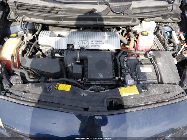 Продажа на аукционе авто 2013 Toyota Prius Two, vin: JTDKN3DU1D1629596, номер лота: 44588359