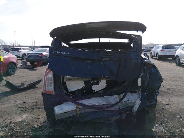 Продажа на аукционе авто 2013 Toyota Prius Two, vin: JTDKN3DU1D1629596, номер лота: 44588359