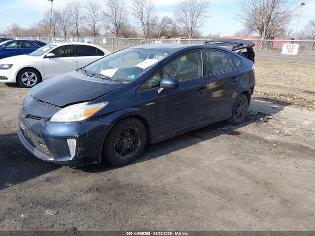 Продажа на аукционе авто 2013 Toyota Prius Two, vin: JTDKN3DU1D1629596, номер лота: 44588359