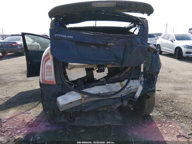 Продажа на аукционе авто 2013 Toyota Prius Two, vin: JTDKN3DU1D1629596, номер лота: 44588359