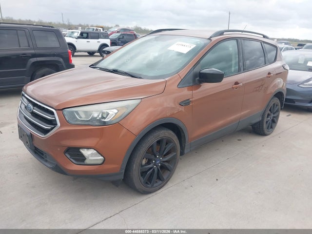 1FMCU0GD4HUB79301 Ford ESCAPE SE