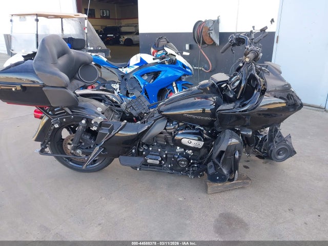 1HD1KZF20LB660011 Harley-Davidson FLTRK