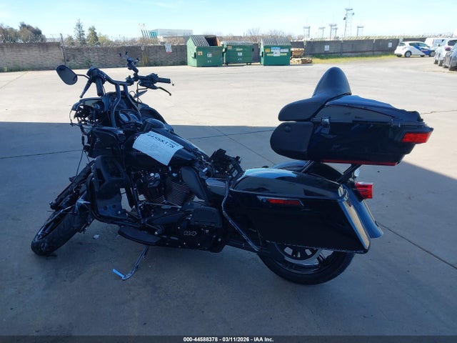 1HD1KZF20LB660011 Harley-Davidson FLTRK