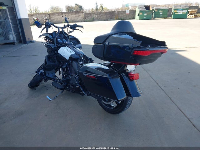1HD1KZF20LB660011 Harley-Davidson FLTRK