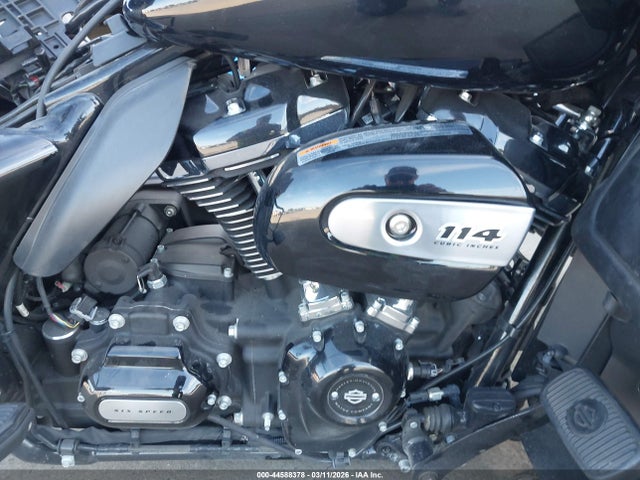 1HD1KZF20LB660011 Harley-Davidson FLTRK
