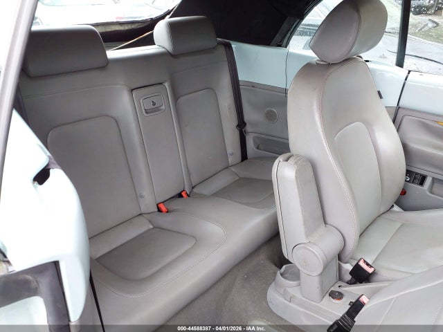 44588387 :رقم المزاد ، 3VWRF31Y66M307588 vin ، 2006 Volkswagen New Beetle 2.5 مزاد بيع