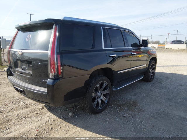 2016 Cadillac Escalade Luxury Collection მანქანა იყიდება აუქციონზე, vin: 1GYS4BKJ9GR112035, აუქციონის ნომერი: 44588390