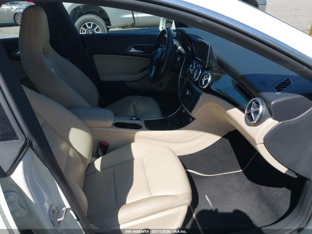 2014 Mercedes-benz Cla 250 მანქანა იყიდება აუქციონზე, vin: WDDSJ4EBXEN042649, აუქციონის ნომერი: 44588414
