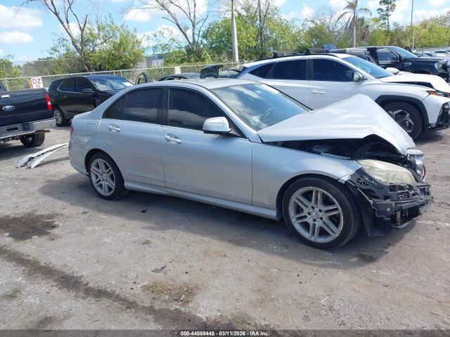 44588448 :رقم المزاد ، WDDGF56X28F033417 vin ، 2008 Mercedes-benz C 350 Sport مزاد بيع
