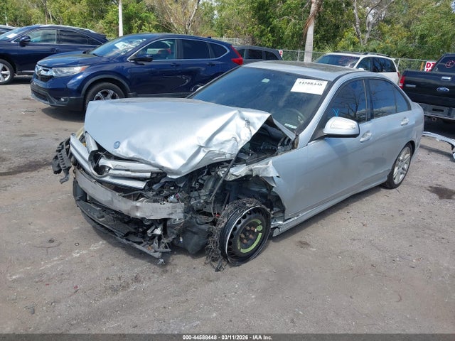 44588448 :رقم المزاد ، WDDGF56X28F033417 vin ، 2008 Mercedes-benz C 350 Sport مزاد بيع