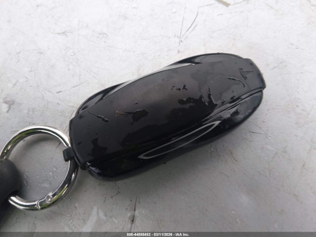 Продажа на аукционе авто 2016 Tesla Model S 60d/70d/75d/85d/90d, vin: 5YJSA1E20GF131172, номер лота: 44588452