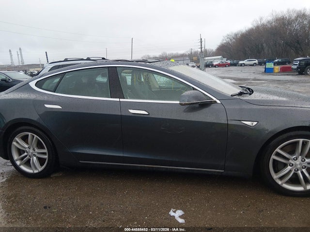Продажа на аукционе авто 2016 Tesla Model S 60d/70d/75d/85d/90d, vin: 5YJSA1E20GF131172, номер лота: 44588452
