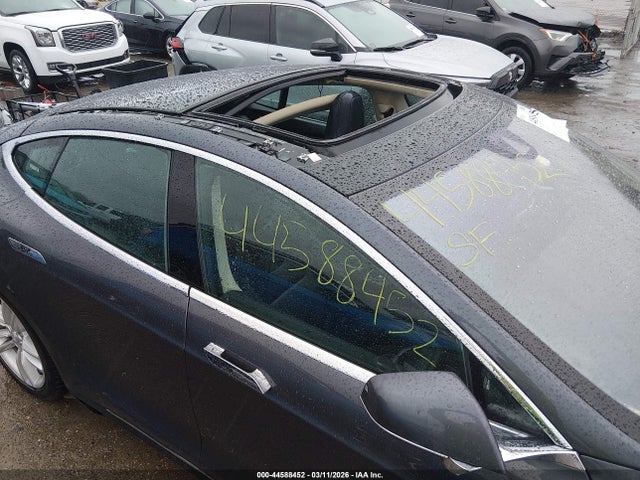 Продажа на аукционе авто 2016 Tesla Model S 60d/70d/75d/85d/90d, vin: 5YJSA1E20GF131172, номер лота: 44588452