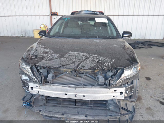 4T1B31HK8JU507682 Toyota Camry Hybrid Le