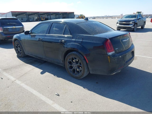 44588482 :رقم المزاد ، 2C3CCARG9KH581205 vin ، 2019 Chrysler 300 Touring Awd مزاد بيع