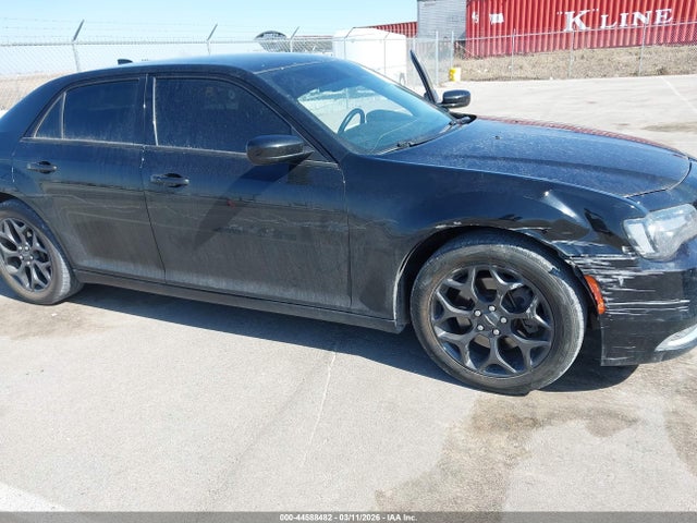 44588482 :رقم المزاد ، 2C3CCARG9KH581205 vin ، 2019 Chrysler 300 Touring Awd مزاد بيع