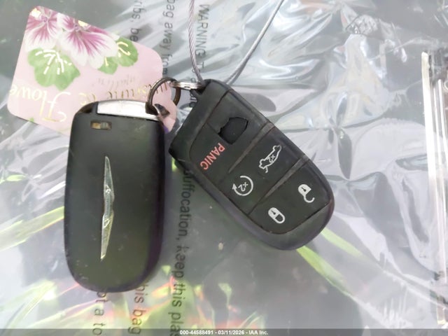 2015 CHRYSLER 200 1C3CCCAB6FN536764 Photo 10