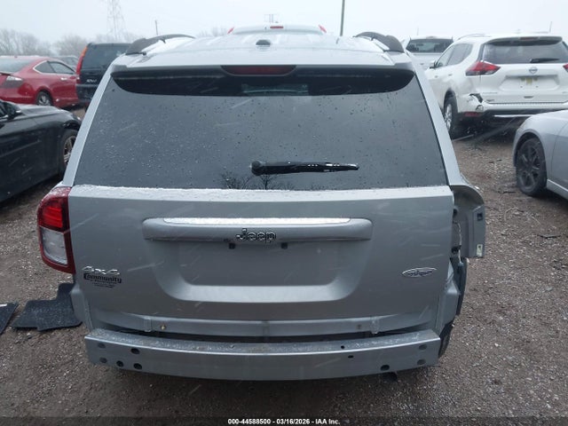 44588500 :رقم المزاد ، 1C4NJDEBXFD324398 vin ، 2015 Jeep Compass High Altitude Edition مزاد بيع