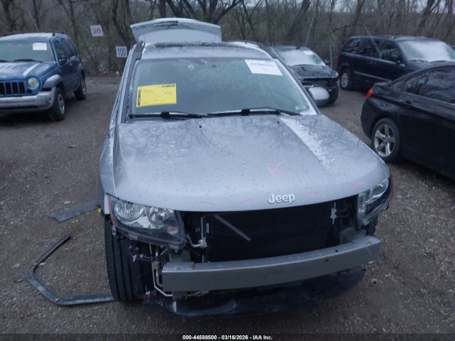 44588500 :رقم المزاد ، 1C4NJDEBXFD324398 vin ، 2015 Jeep Compass High Altitude Edition مزاد بيع